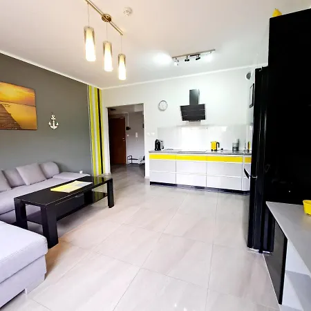 Apartament Port Yellow