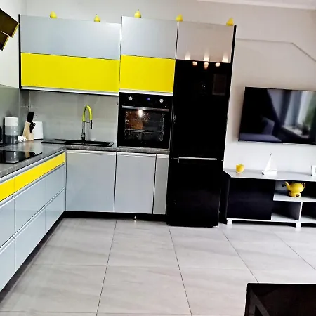 Apartament Port Yellow
