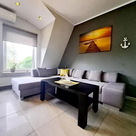 Apartament Port Yellow